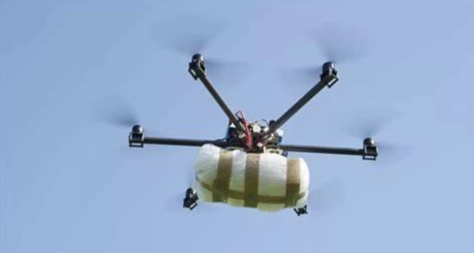 Carcere Ariano Irpino drone droga schianta