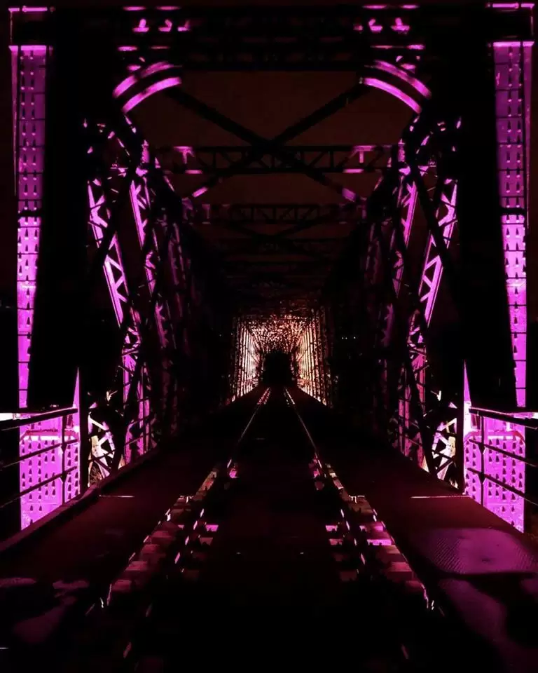 Ponte Principe illuminato